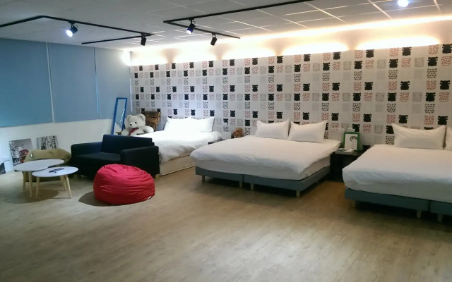Sleep In Guest House