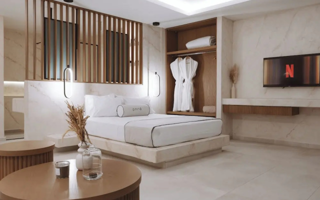 Pnoe Luxury Suites