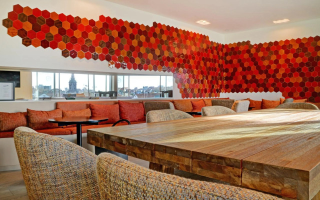 Hotel Spot Family Suites