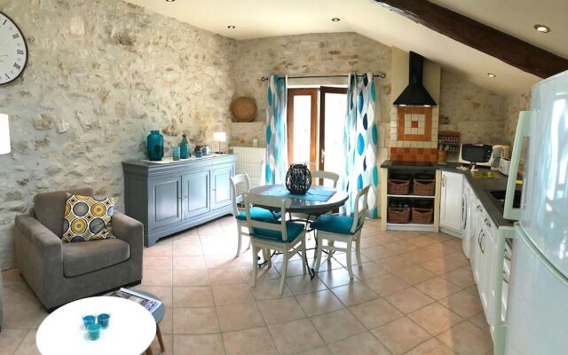 2 Gîtes 1 chambre, près de Cahors, piscine, wifi