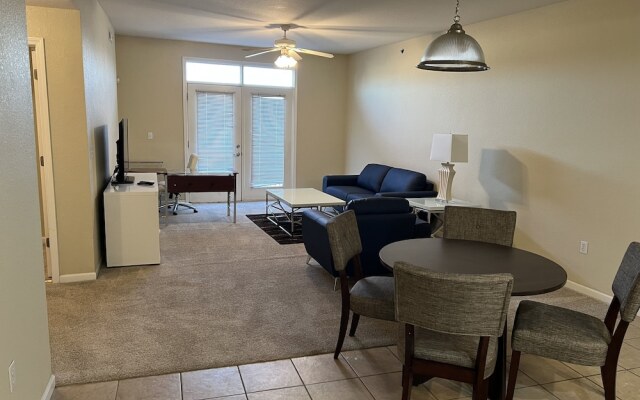 Washburn Hotel Suites