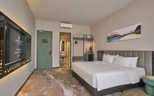 Sleeping Lion Suites