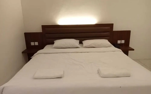 Penuin Hotel