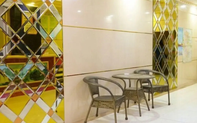 Nanning Hongtu Business Hotel (Railway Station)