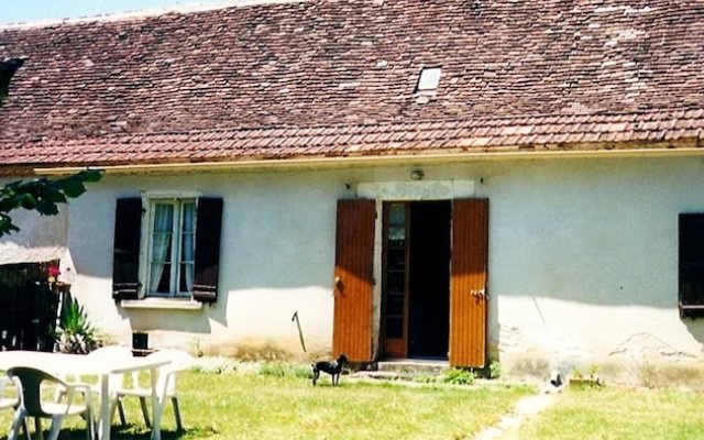 House With 2 Bedrooms in Rouffignac-saint-cernin-de-reilhac, With Encl