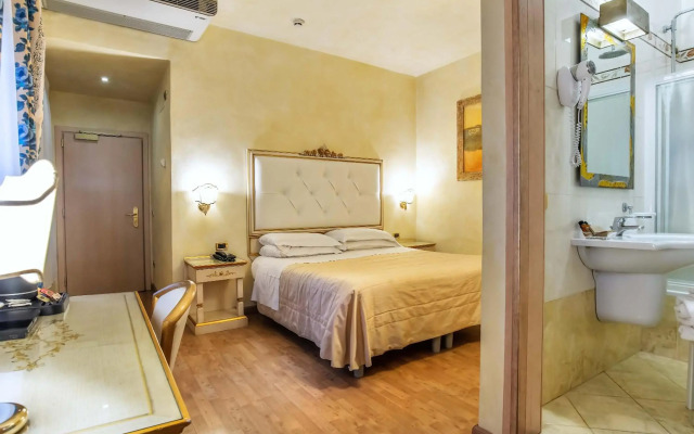 Hotel Alba Palace