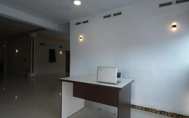 OYO 93457 White House SyariahNearOYO 93457 White House Syariah