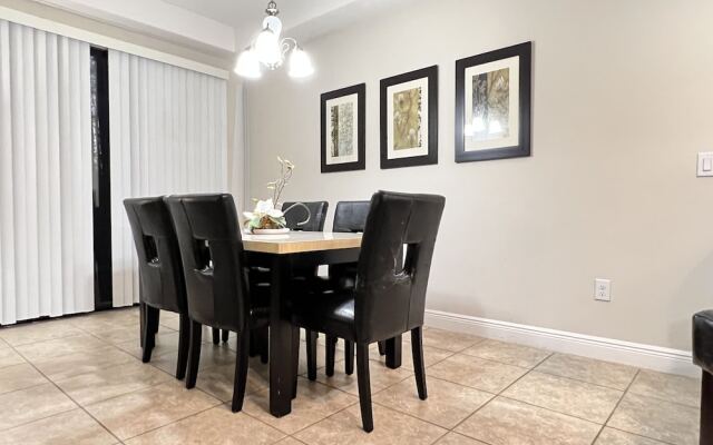 8225rb-the Fountains At Championsgate 4 Bedroom Townhouse by RedAwning