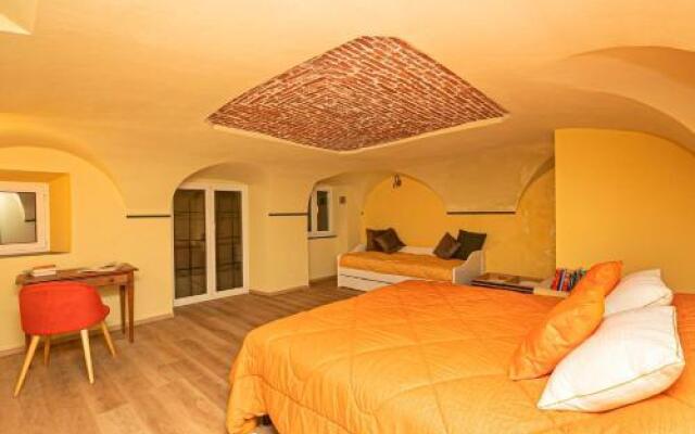 Flat 2 Bedrooms 1 Bathroom - Genoa