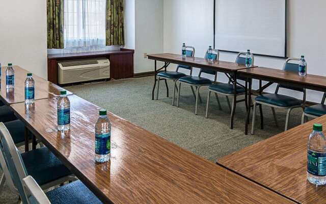 Econo Lodge Inn & Suites Natchitoches