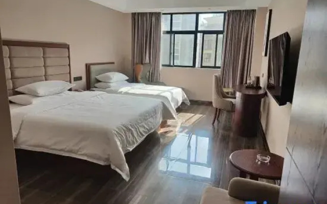 Vienna International Hotel (Yiyang Taojiang Dongfang New Town Branch)