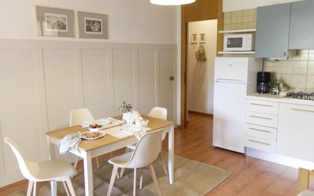 Belvilla by OYO Comfortable Apartment With Pool