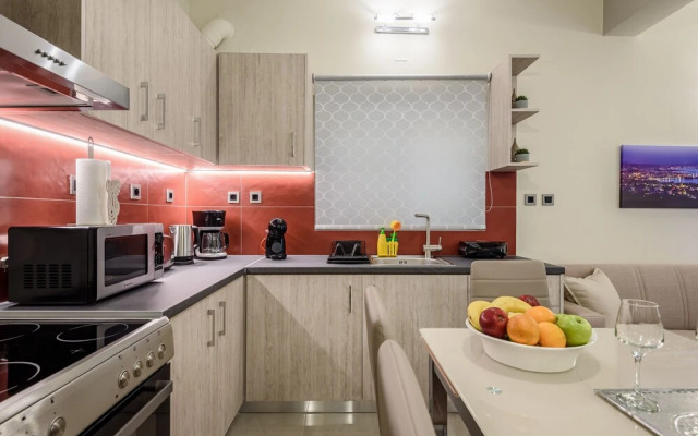Giannas apartment 'SUPERB SPOT'