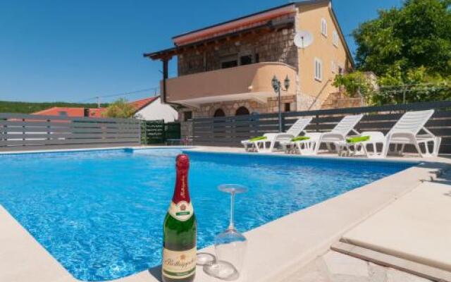 Holiday Home Mateovi Dvori