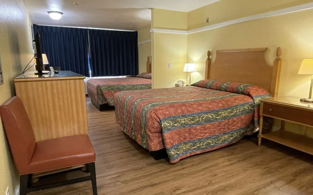Marina Inn