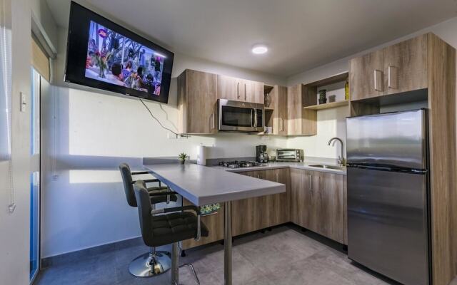 Turibana Plaza Suite 5 w Balcony