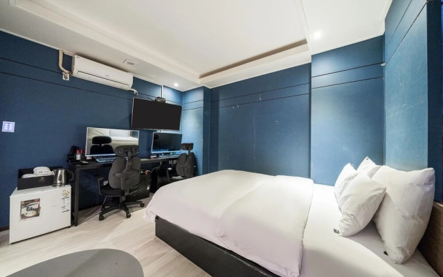 Seongnam Casa Hotel