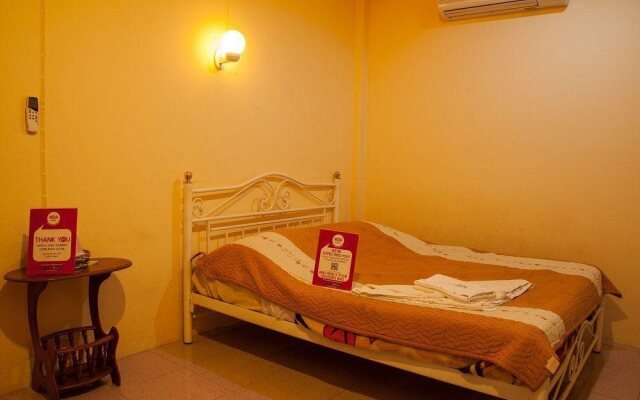 Nida Rooms Sri Phum 72 Central Plaza