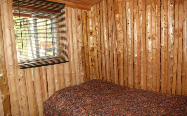 Minor Bay Lodge & Outposts