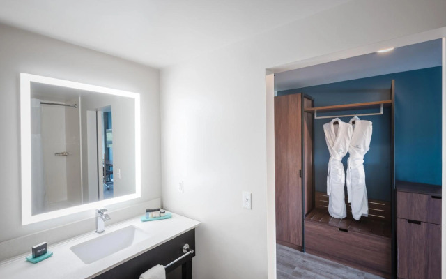 Hotel Interurban Seattle Airport SeaTac