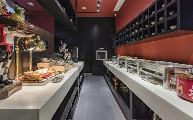 Higher Boutique Hltel