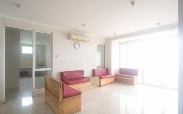 OYO 3049 Scientia Dormitory Near RS Bethsaida