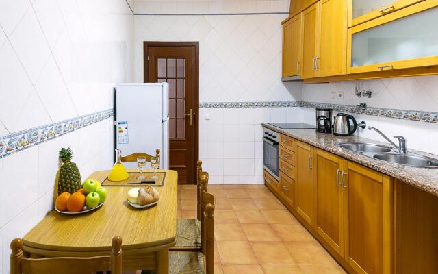 A03 - Central 1 Bed Apartment