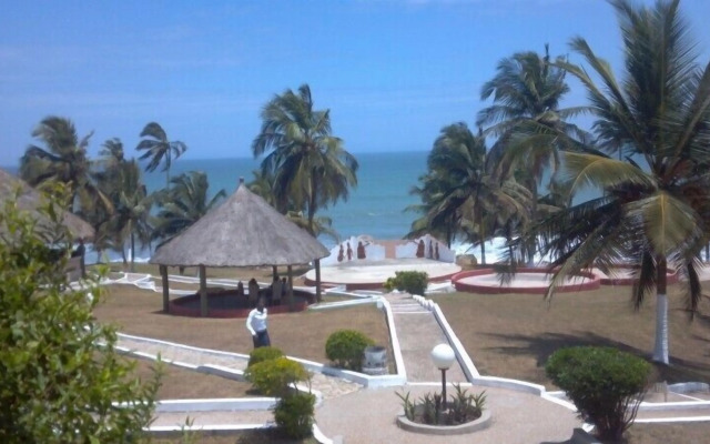 Tills No1 Beach Hotel