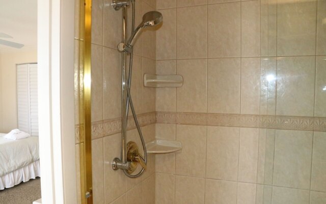 Jamaica Royale 606 - 2 Br Condo