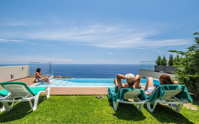 Sunshine Deluxe B by Madeira Sun Travel