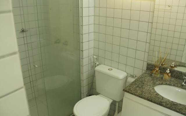 Apto Em Ponta Negra Para 4 Pessoas