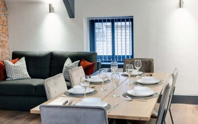 Harrisons Aparthotel