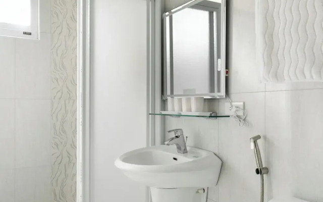 Bear In Love with Jenny B&B