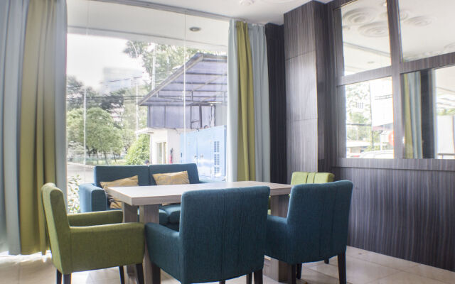 Hotel Feodora Grogol