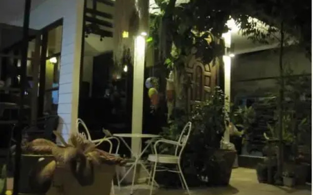 D-House