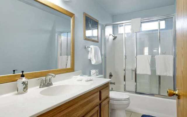 2184-malaburro Inn 2 Bedroom Home by RedAwning