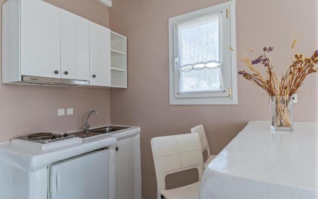 Ninemia Suites Tinos Grand 205