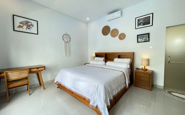 Ananda Villa Yeh Gangga by The Lavana (4 Bedroom Villa with Private Pool) – Guest Rooms – Tabanan