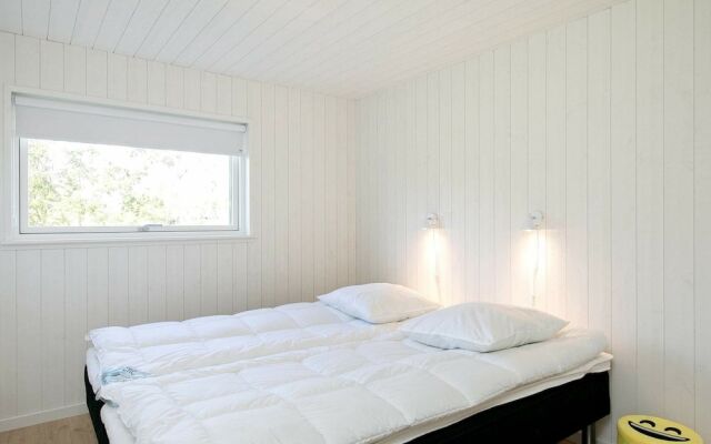 8 Person Holiday Home in Bindslev