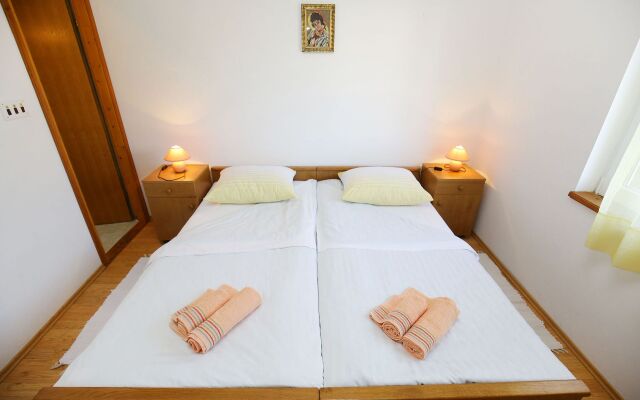 Studio apartment Vera - 150 m from sea: SA3 Sukosan, Zadar riviera