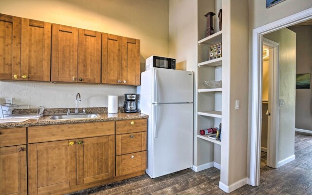 Kailua-kona Hillside Apt < 3 Miles to Beaches!, Kailua-Kona