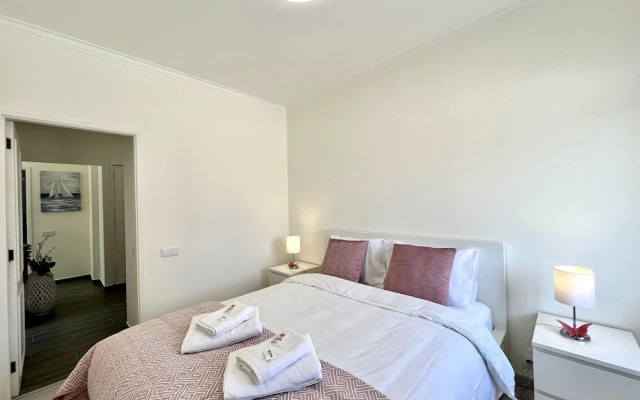 Quarteira Ocean Breeze 1 With Pool
