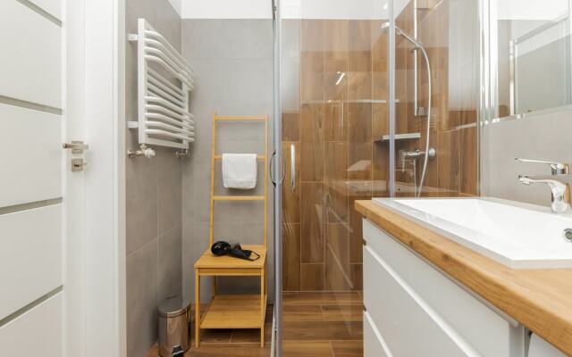 Comfortable Apartment Gdansk by Renters