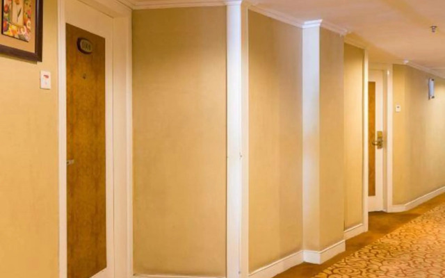 Hui Long Hotel