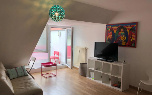 Studio Ochsenfurt mit sonnigem Balkon