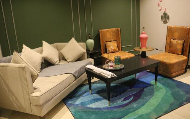 Sab Hotel & Residences