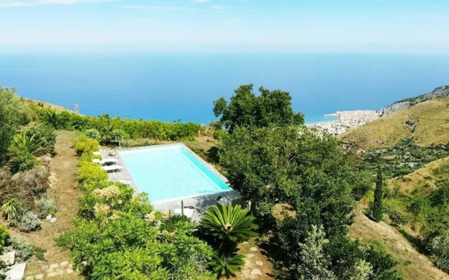 Villa Palomina 8 in Cefal