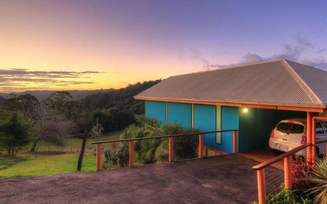 Maleny Tropical Retreat Balinese B&B
