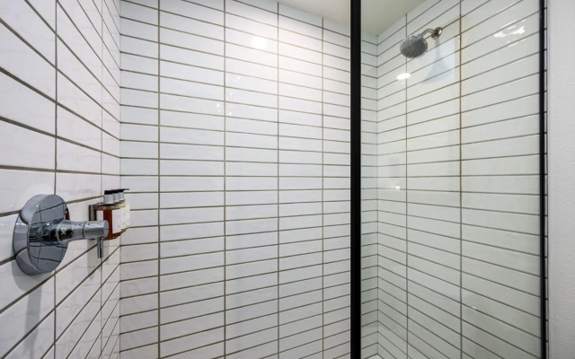 The Skylark a Palm Springs Hotel