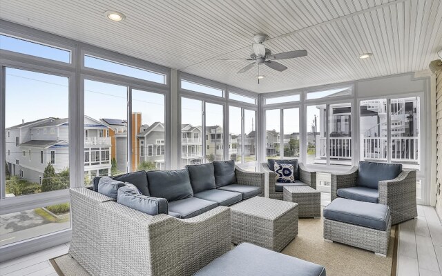 220 Oceanview Parkway by Long & Foster